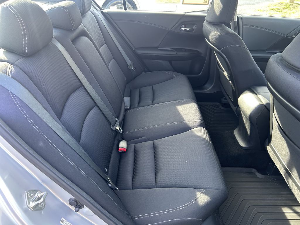 2013 Honda Accord Image 12