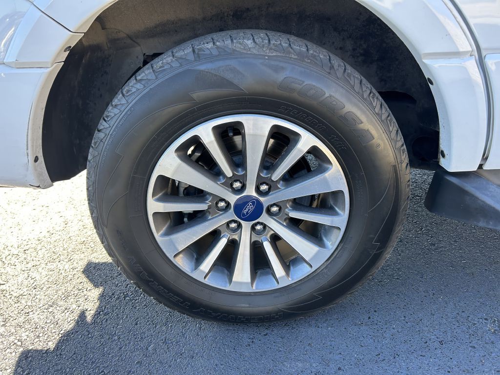 2017 Ford Expedition Image 6