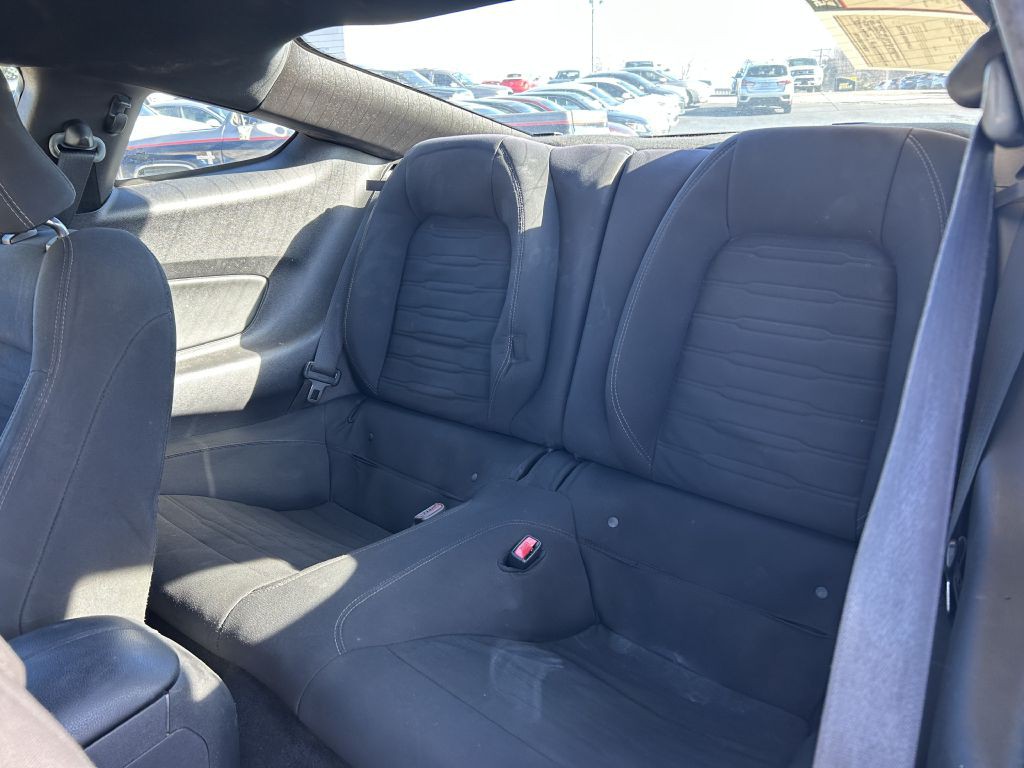 2017 Ford Mustang Image 10