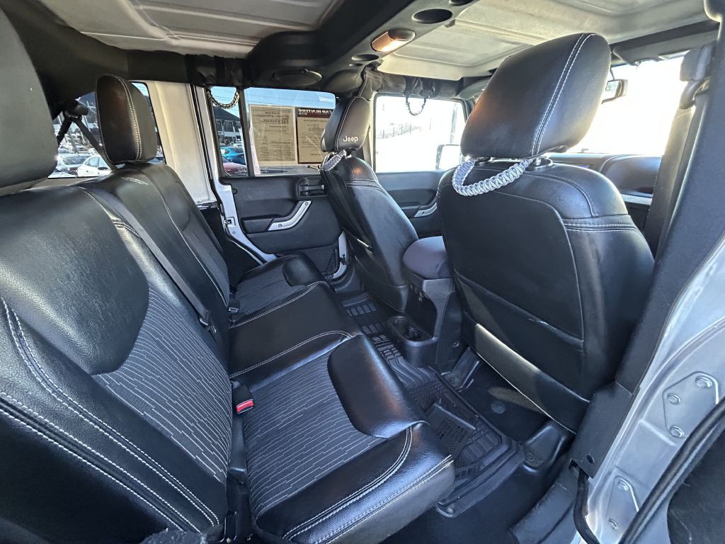 2014 Jeep Wrangler Unlimited Image 13