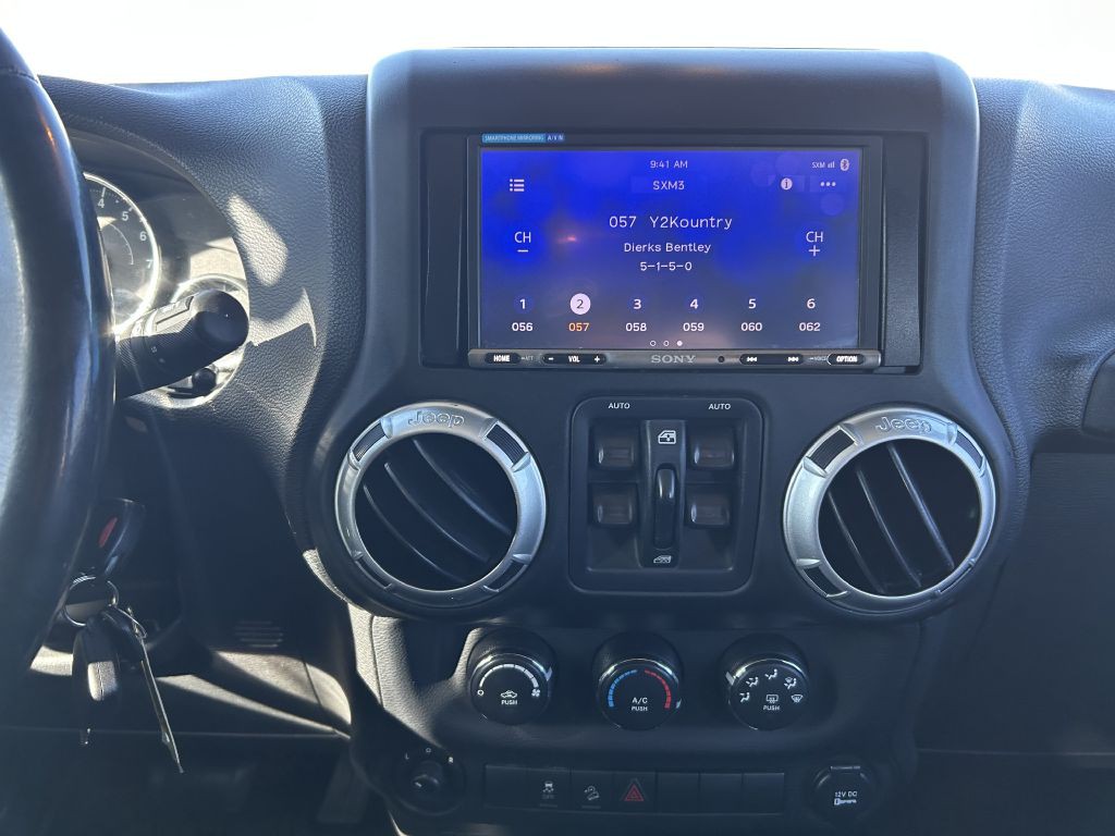 2014 Jeep Wrangler Unlimited Image 15