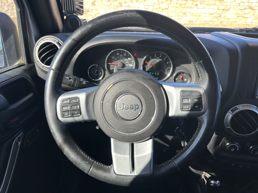 2014 Jeep Wrangler Unlimited Image 16