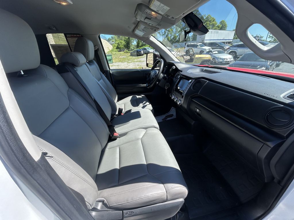 2020 Toyota Tundra Image 18