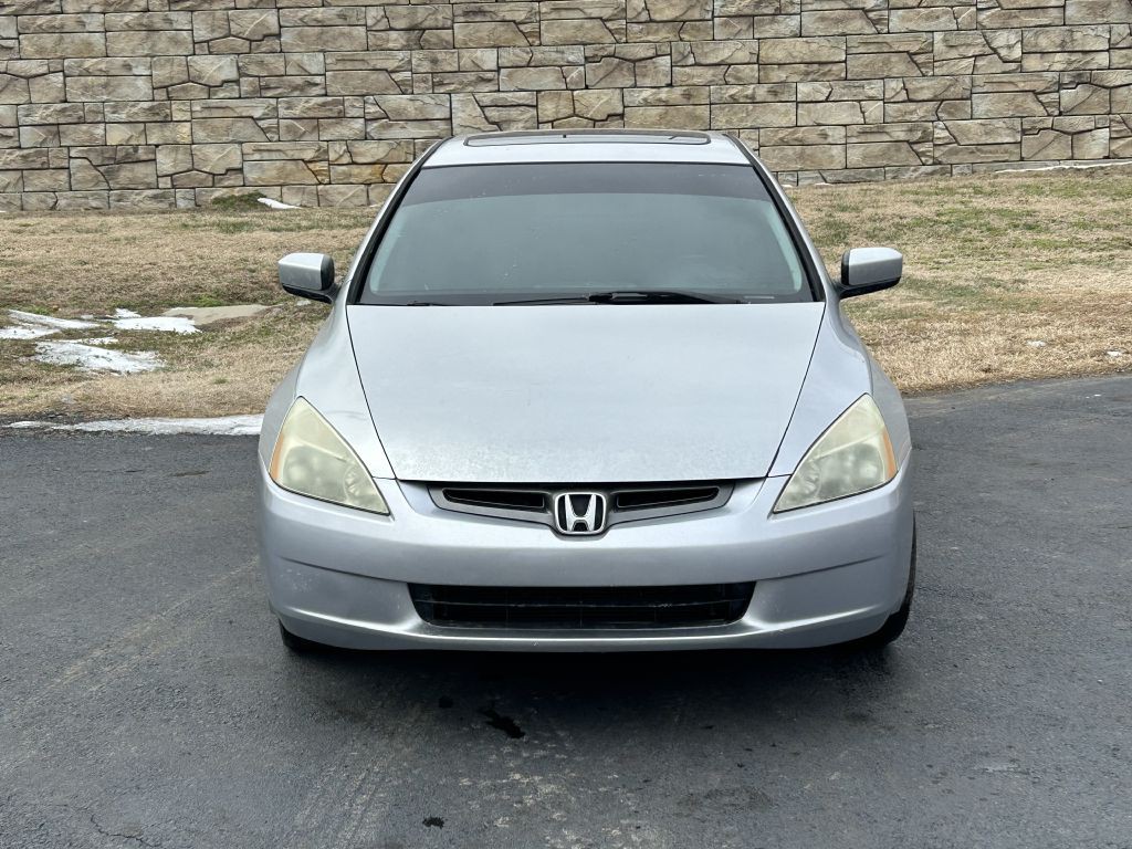 2004 Honda Accord Image 18