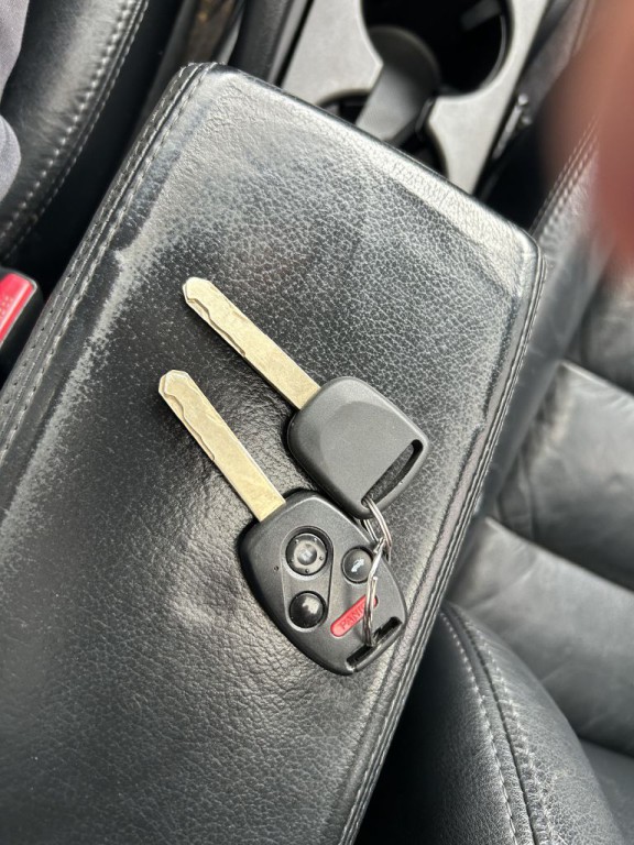 2004 Honda Accord Image 21