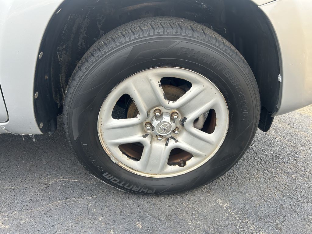 2011 Toyota Rav4 Image 6