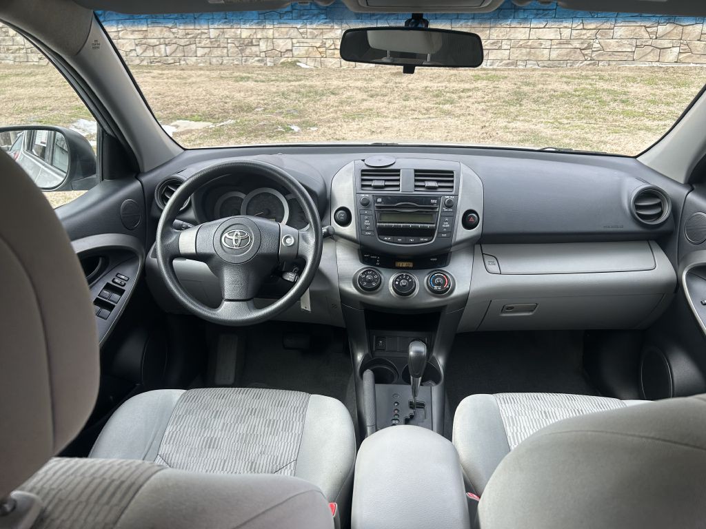 2011 Toyota Rav4 Image 14