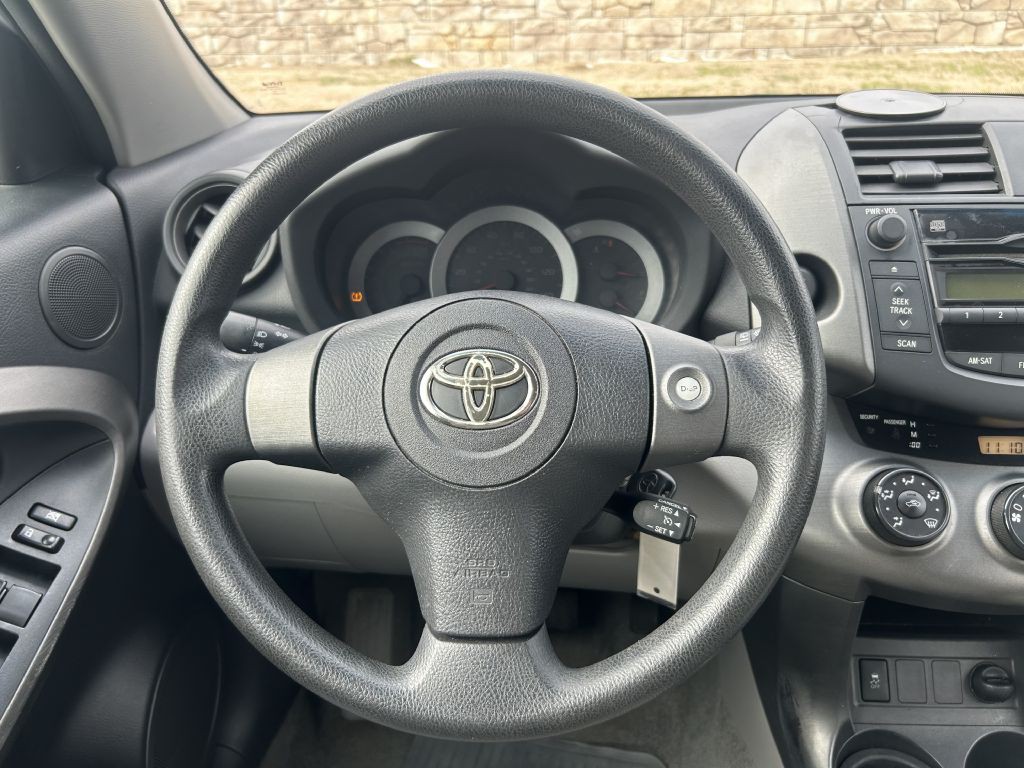 2011 Toyota Rav4 Image 16