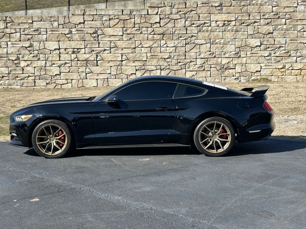 2015 Ford Mustang Image 2