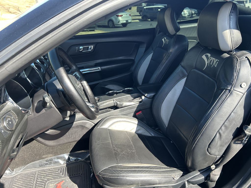 2015 Ford Mustang Image 8