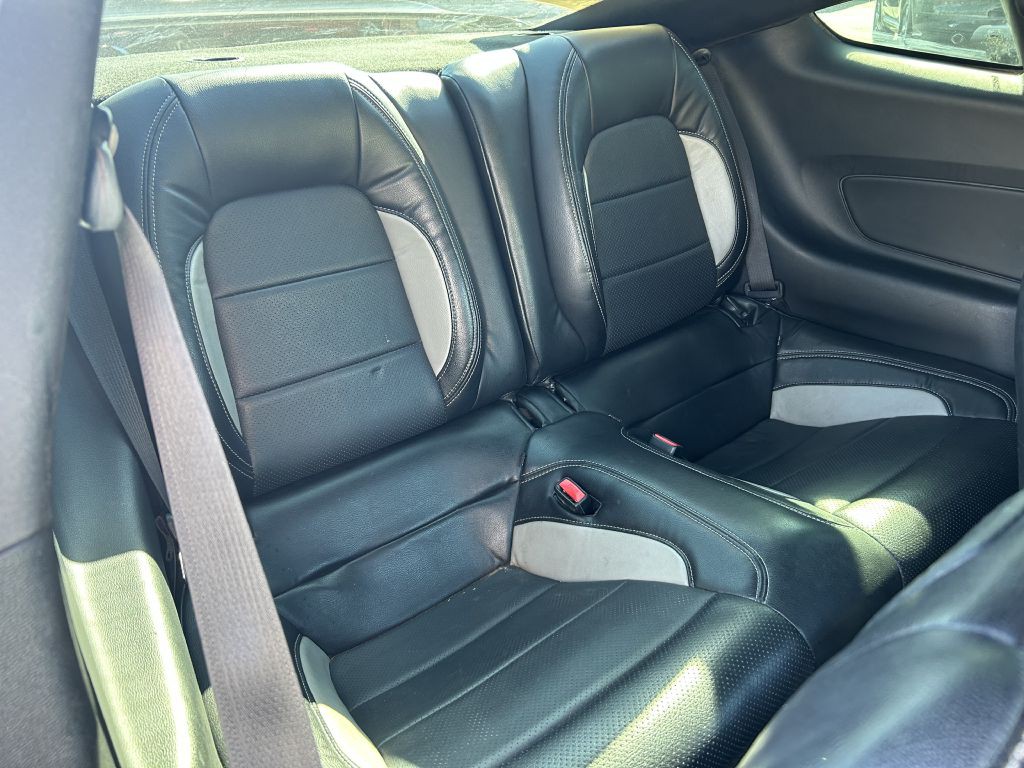 2015 Ford Mustang Image 11