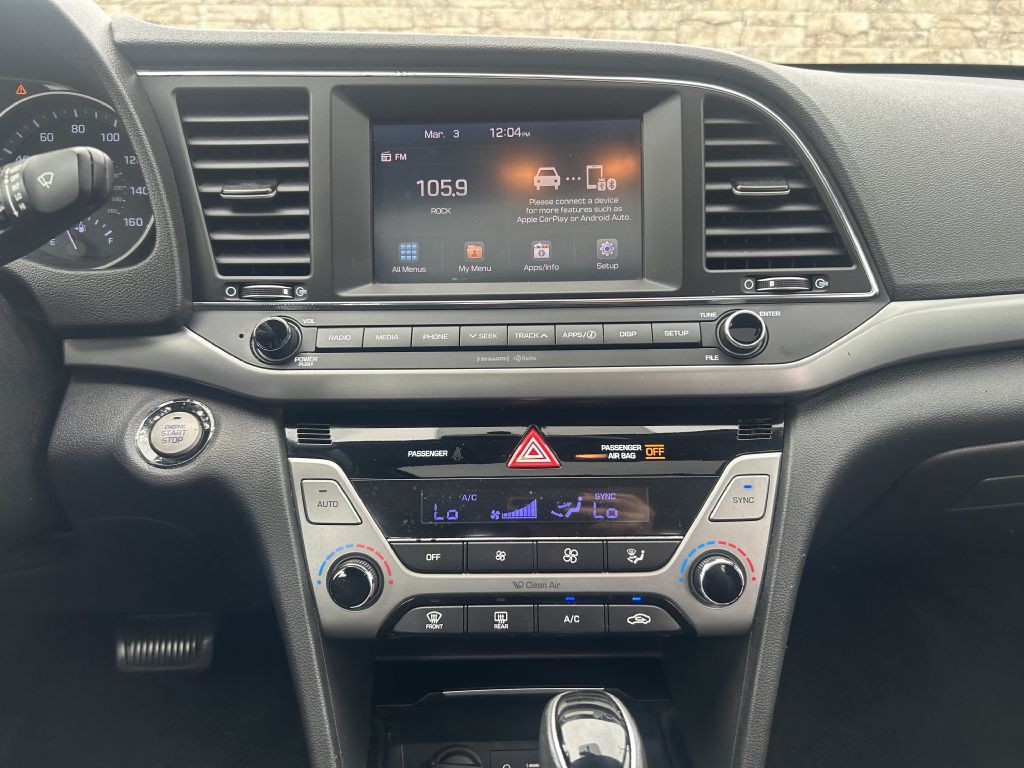 2017 Hyundai Elantra Image 15