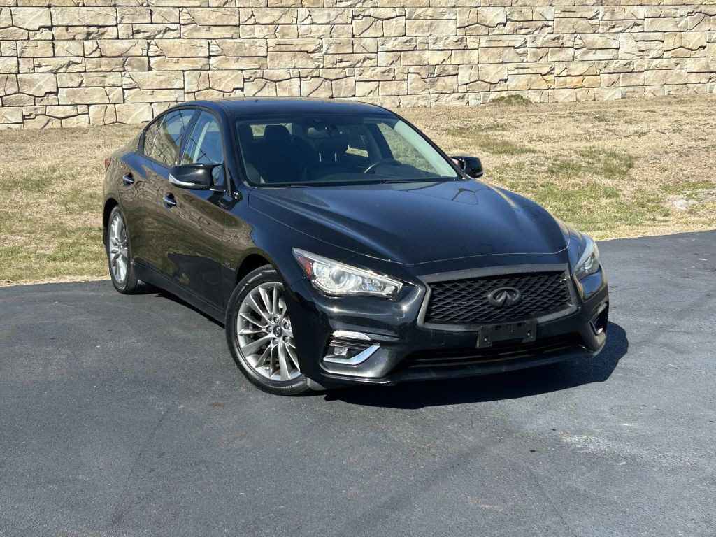 2018 INFINITI Q50 Image 1