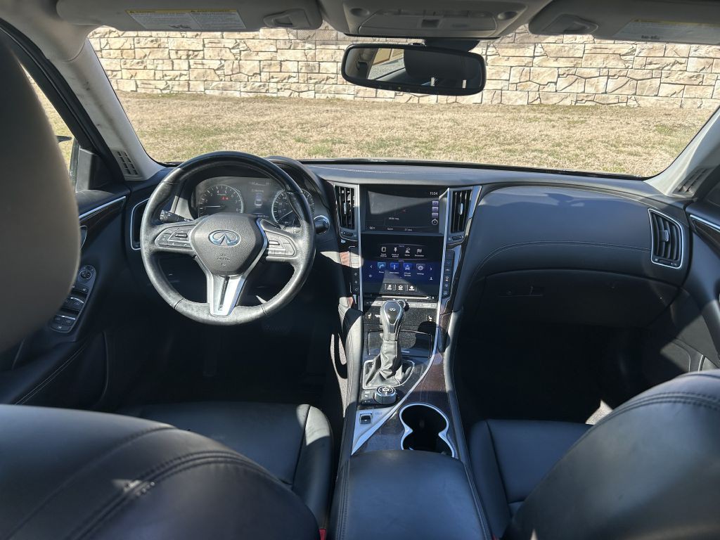 2018 INFINITI Q50 Image 15