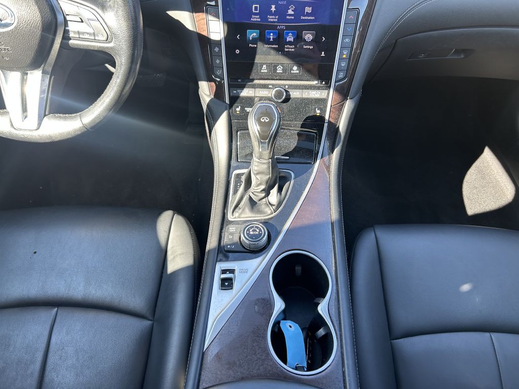 2018 INFINITI Q50 Image 17