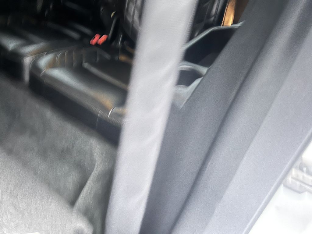 2016 Ford Explorer Image 13