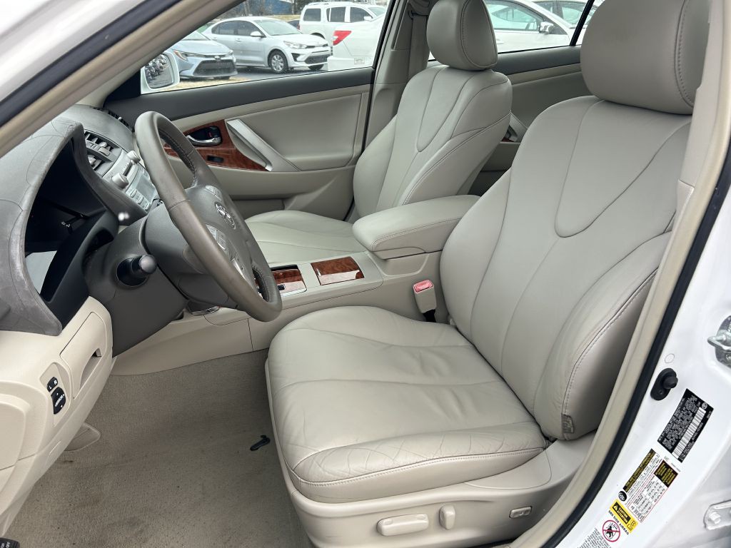 2008 Toyota Camry Image 8