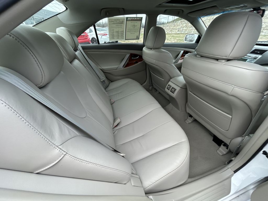 2008 Toyota Camry Image 13