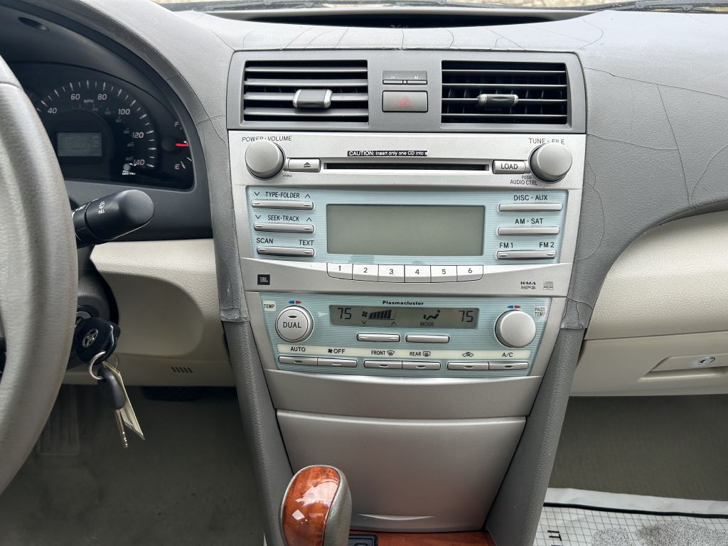2008 Toyota Camry Image 16