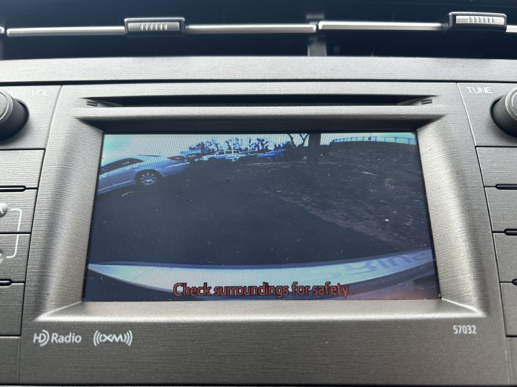 2013 Toyota Prius Image 20