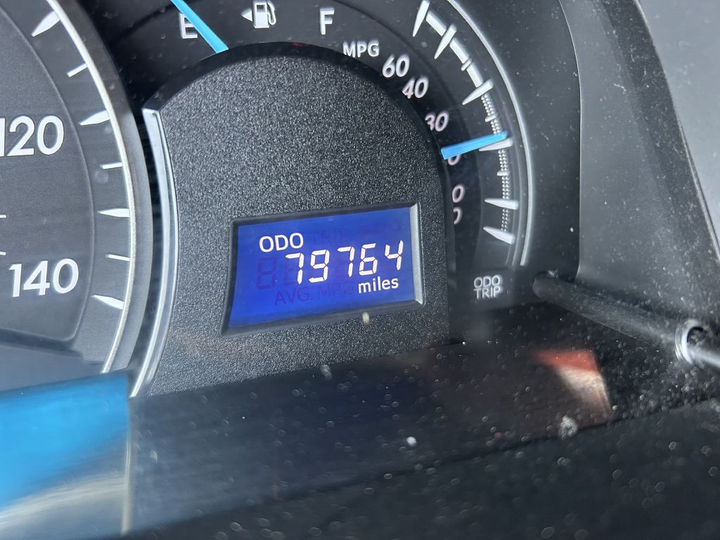 2014 Toyota Camry Image 21