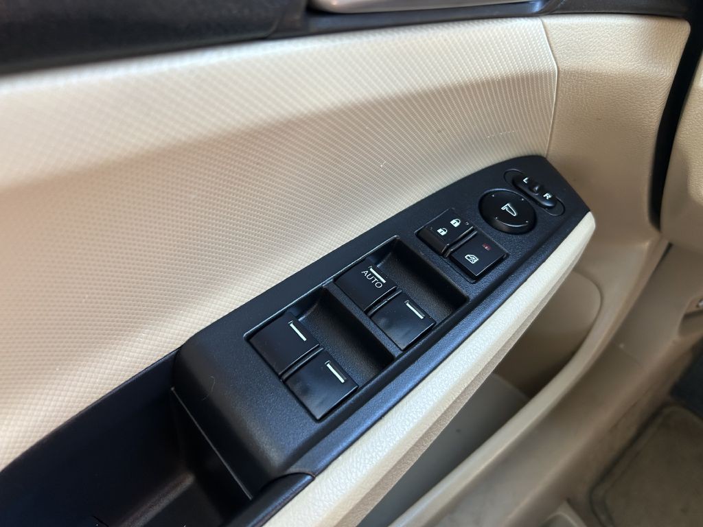 2012 Honda Accord Image 7