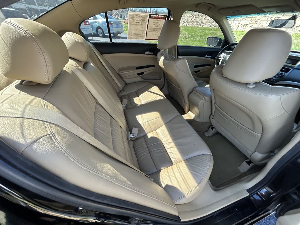 2012 Honda Accord Image 13