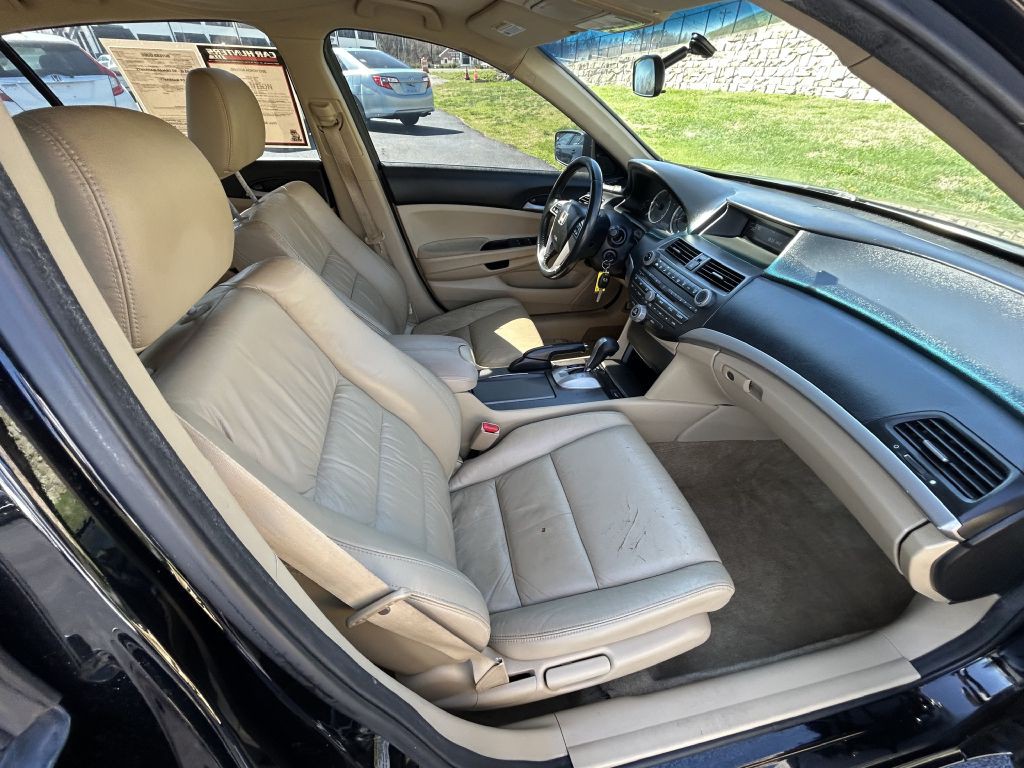 2012 Honda Accord Image 18