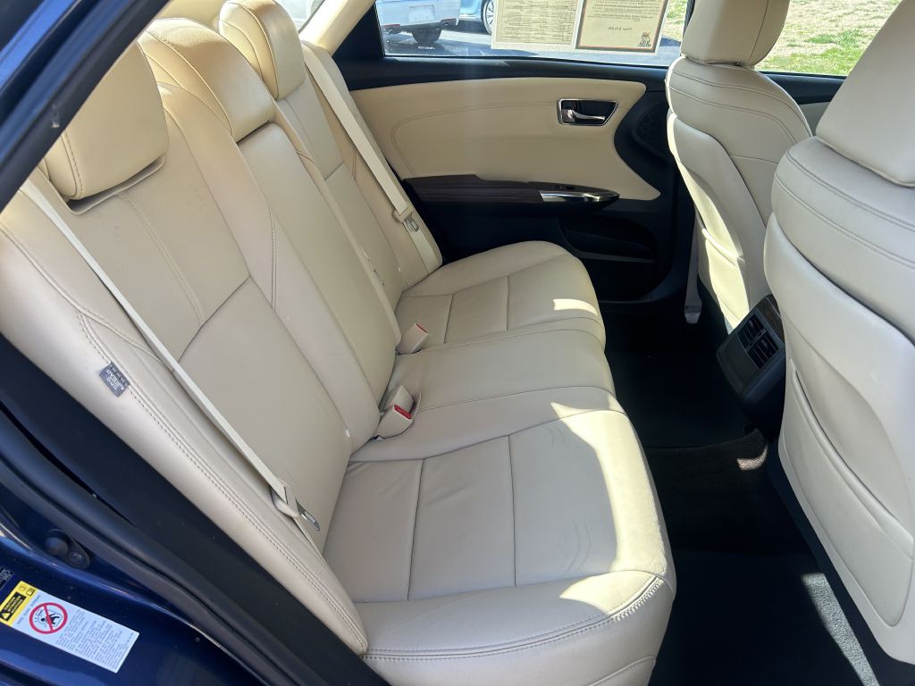 2014 Toyota Avalon Image 12