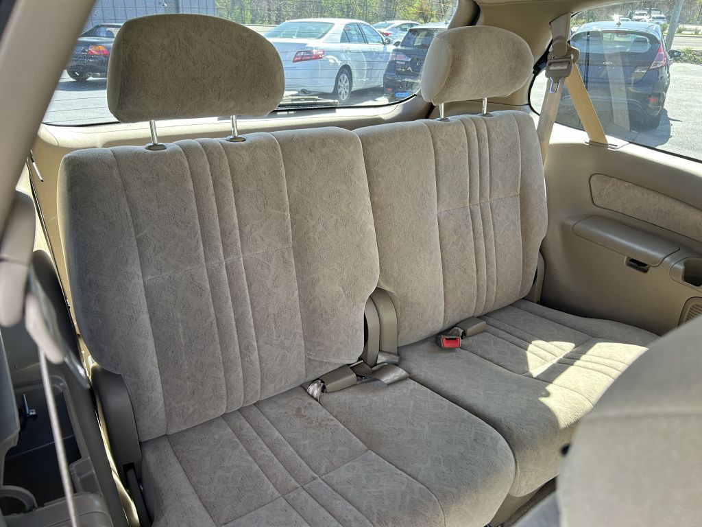1999 Toyota Sienna Image 13