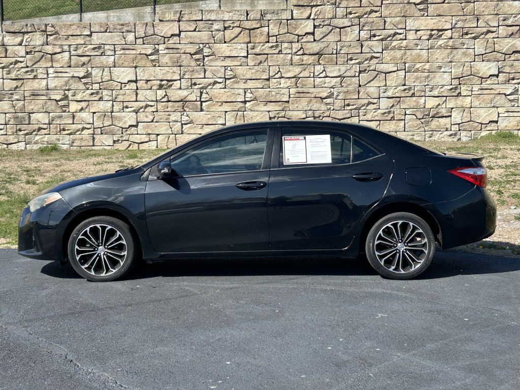 2016 Toyota Corolla Image 2