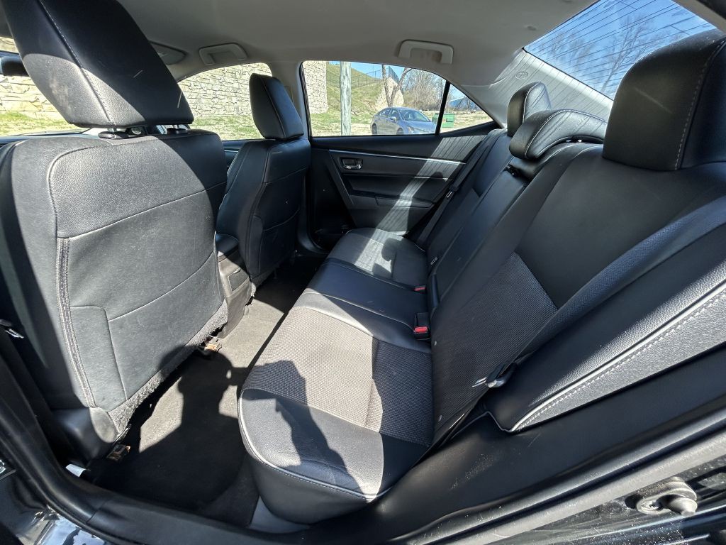 2016 Toyota Corolla Image 10