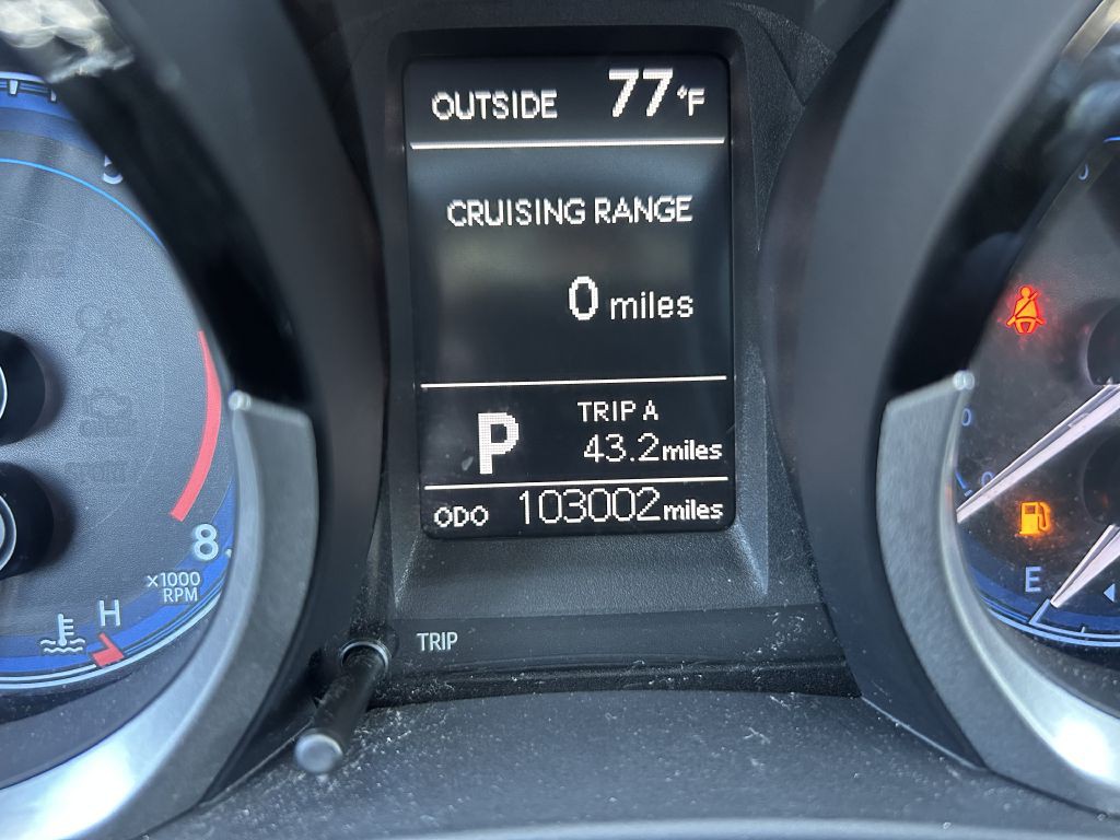 2016 Toyota Corolla Image 21