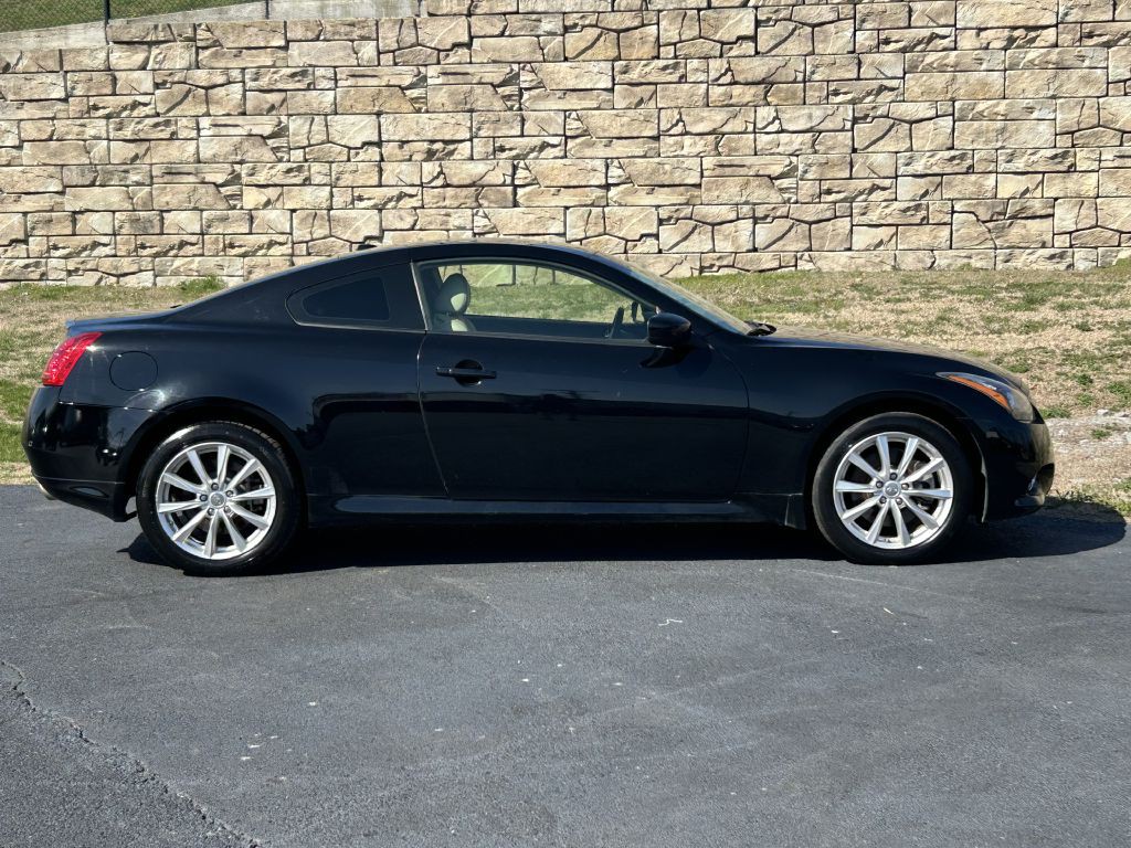 2013 INFINITI G37 Image 3
