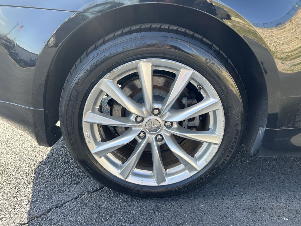2013 INFINITI G37 Image 6