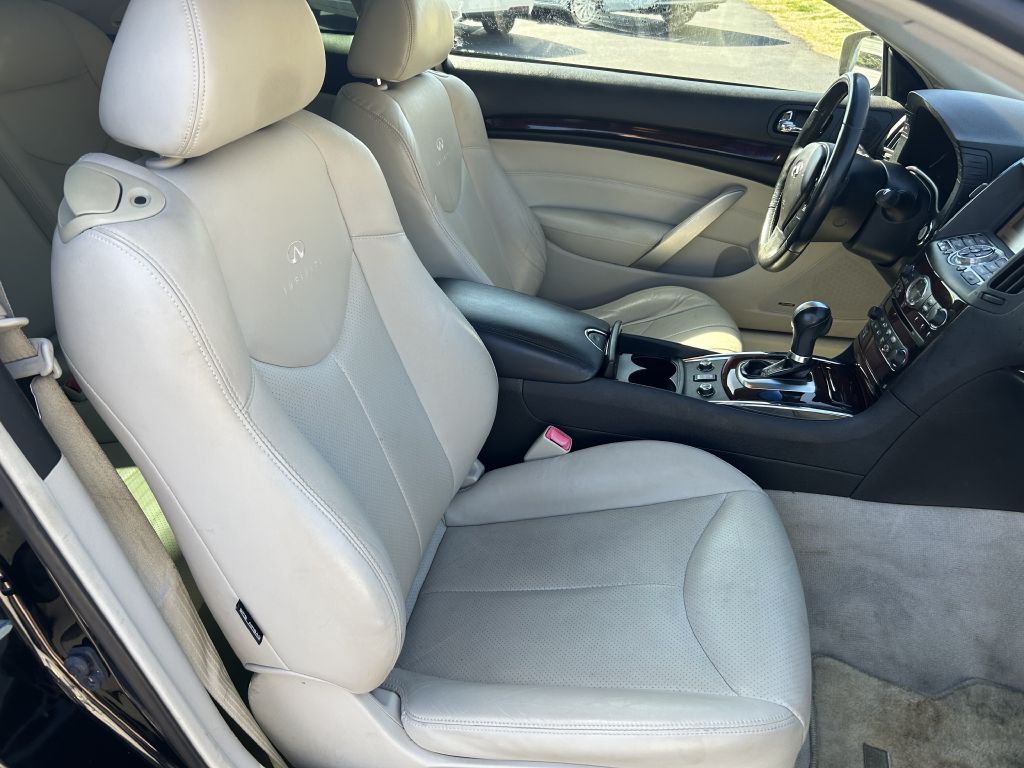 2013 INFINITI G37 Image 13