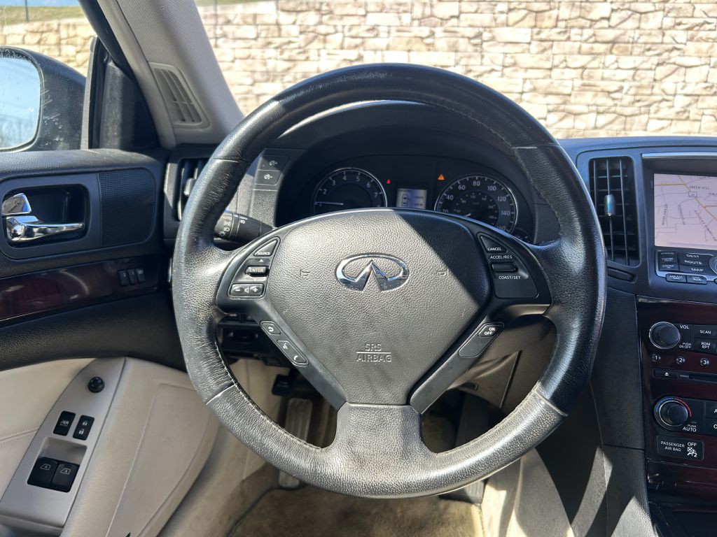 2013 INFINITI G37 Image 16