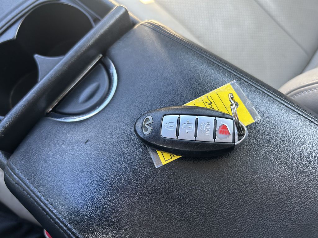 2013 INFINITI G37 Image 20