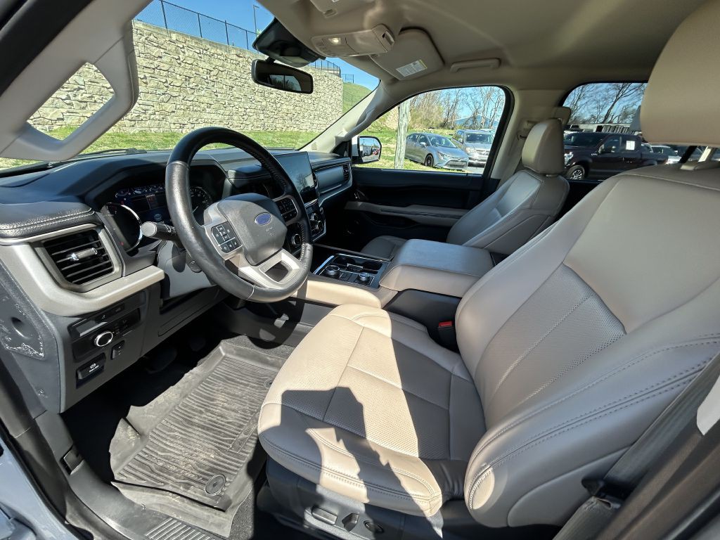 2024 Ford Expedition Image 9
