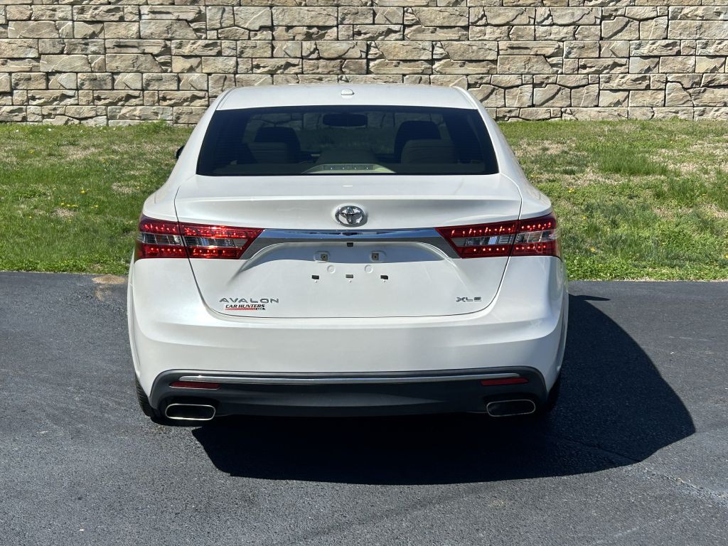 2016 Toyota Avalon Image 5