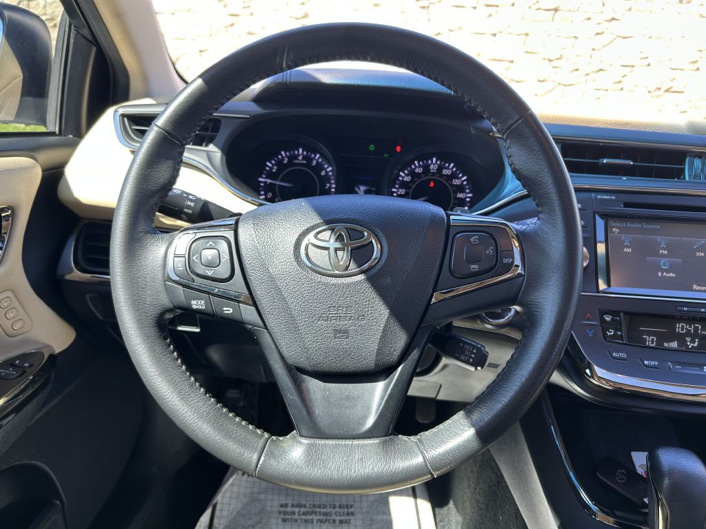 2016 Toyota Avalon Image 17