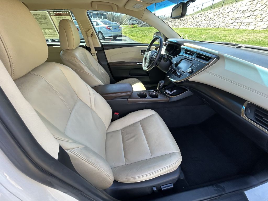 2016 Toyota Avalon Image 19