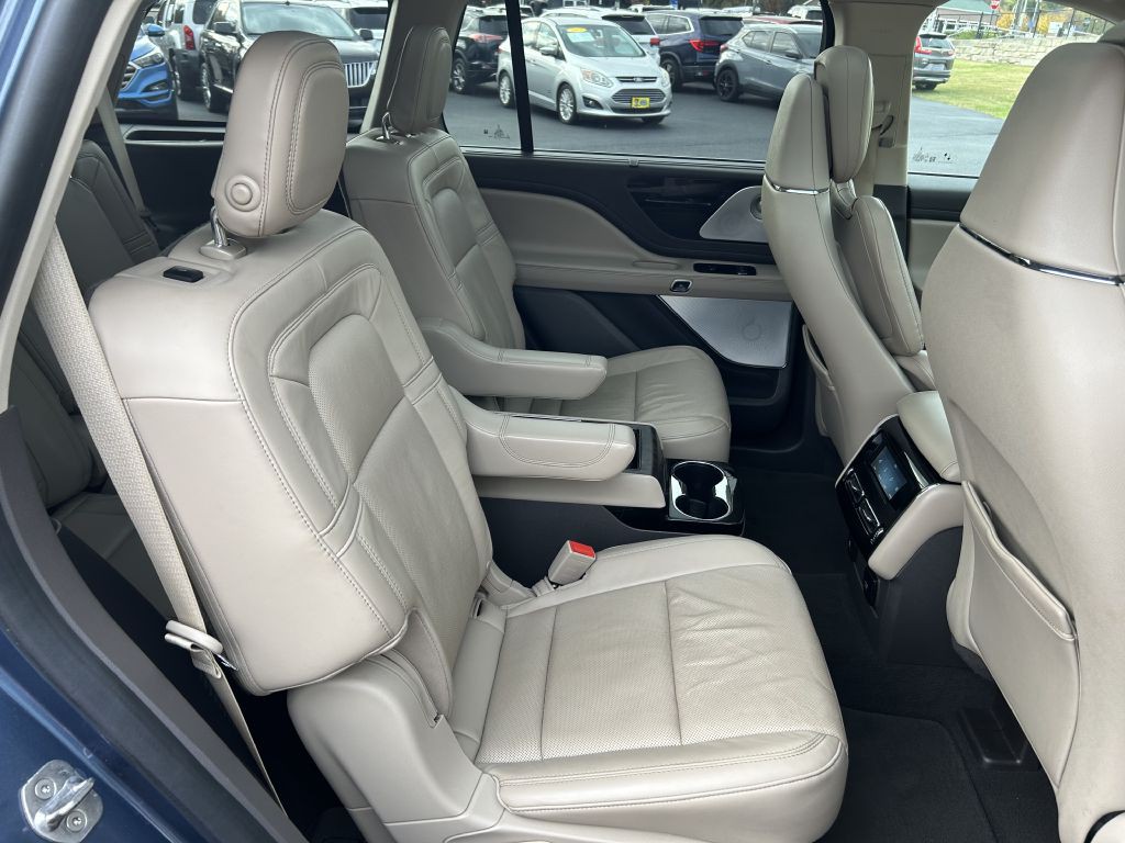 2020 Lincoln Aviator Image 16