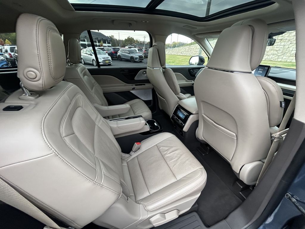 2020 Lincoln Aviator Image 17