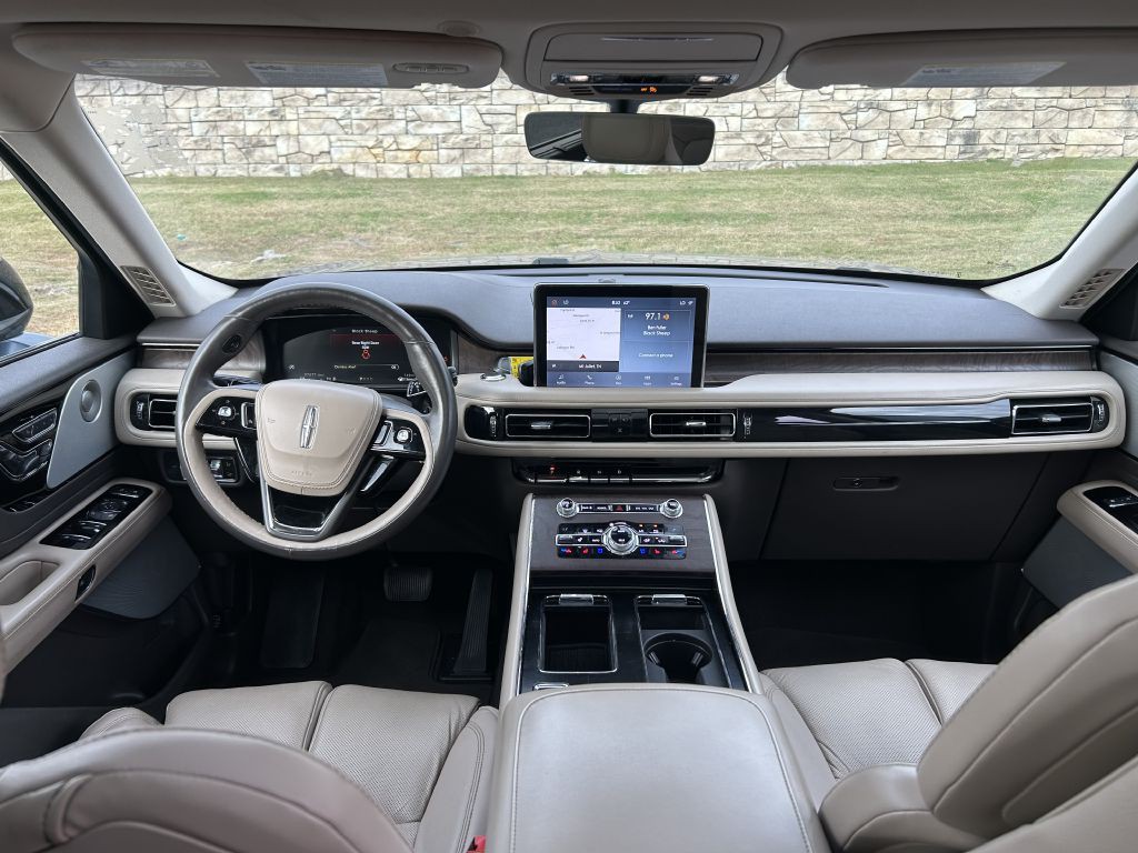 2020 Lincoln Aviator Image 18
