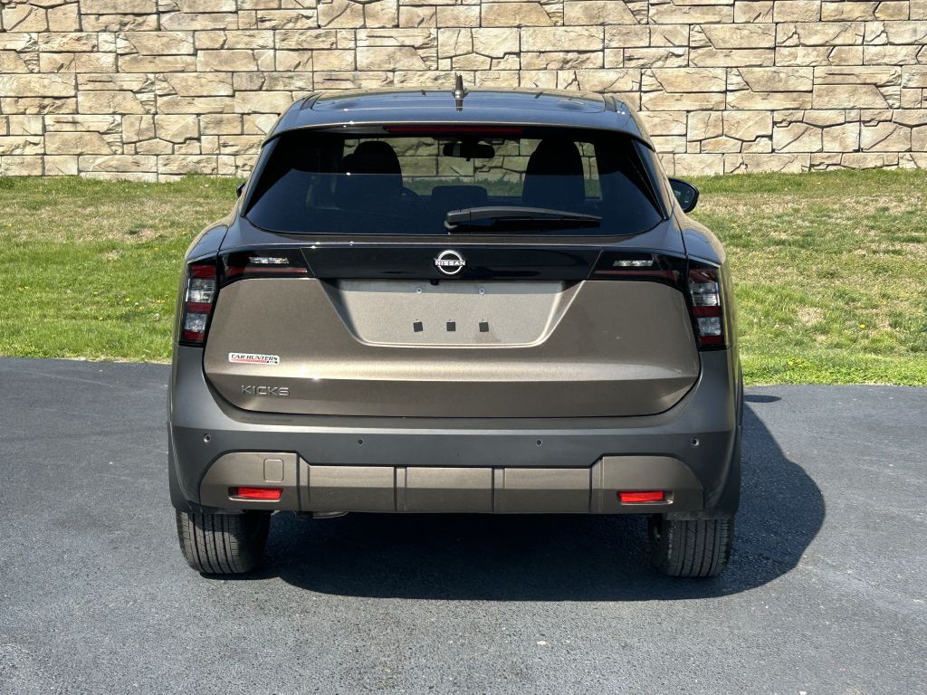 2025 Nissan Kicks Image 5