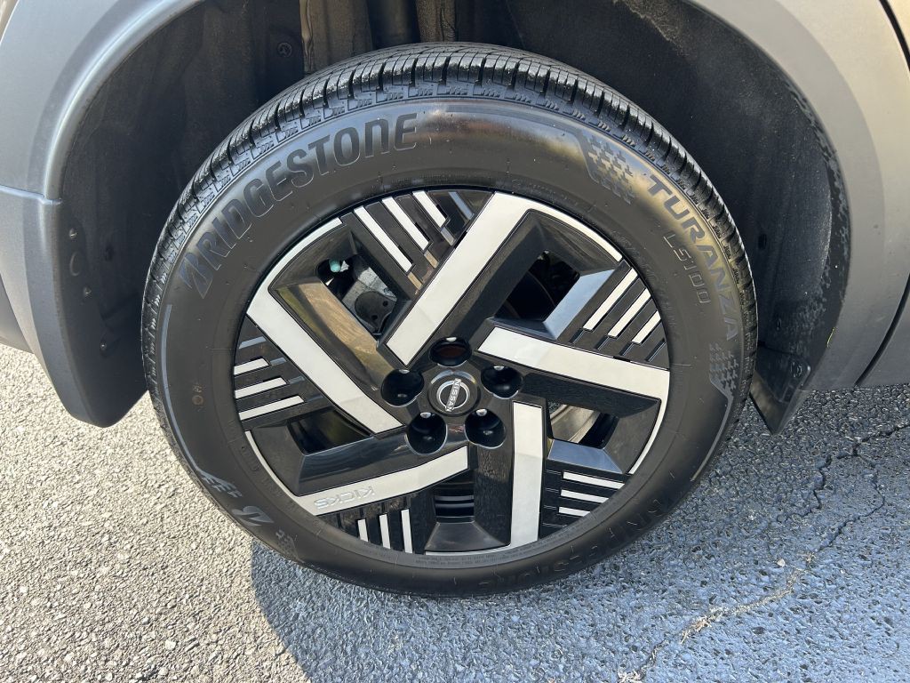 2025 Nissan Kicks Image 6