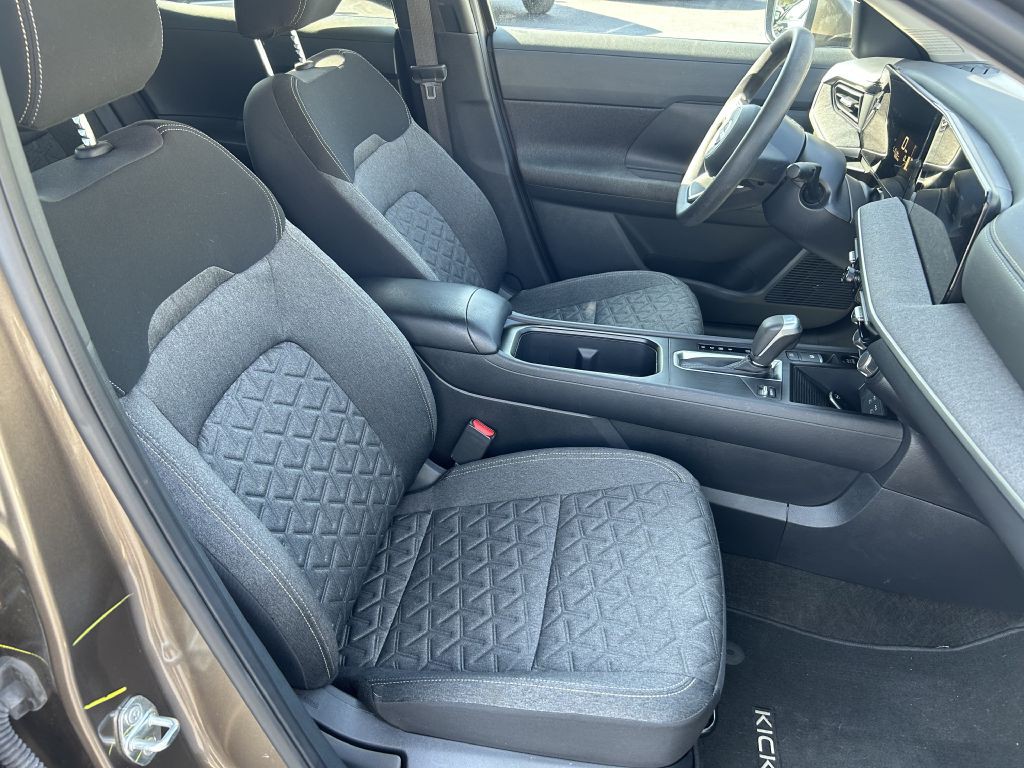 2025 Nissan Kicks Image 17