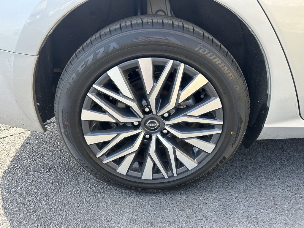 2024 Nissan Altima Image 6