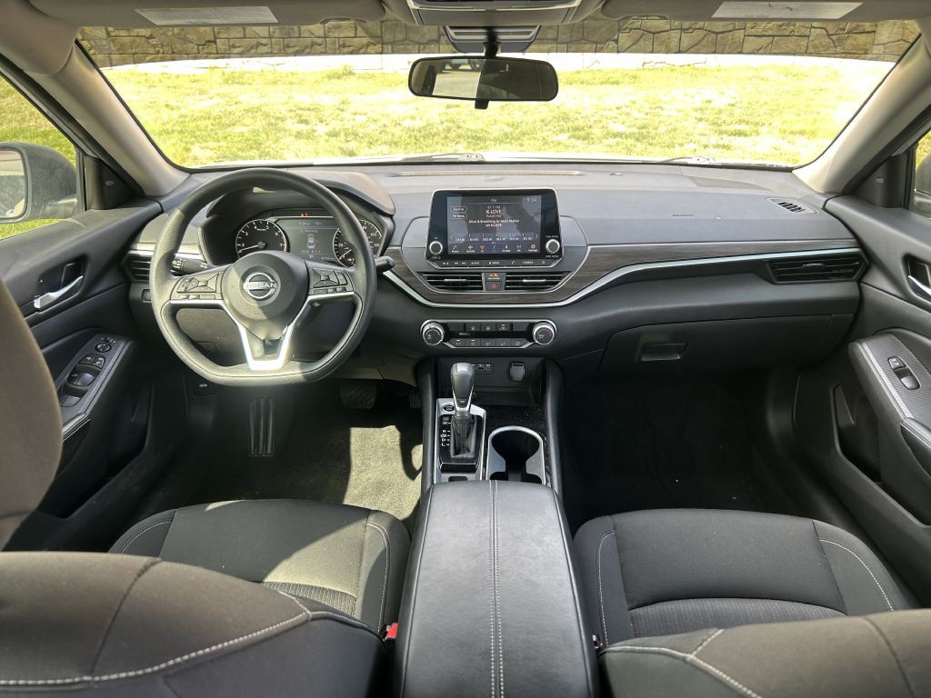 2024 Nissan Altima Image 14
